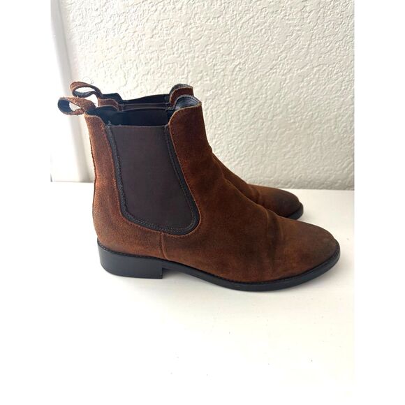 Thursday Boot Company Shoes - Thursday Boot Co Dutchess Chelsea Boots in Brown Suede Size 8.5